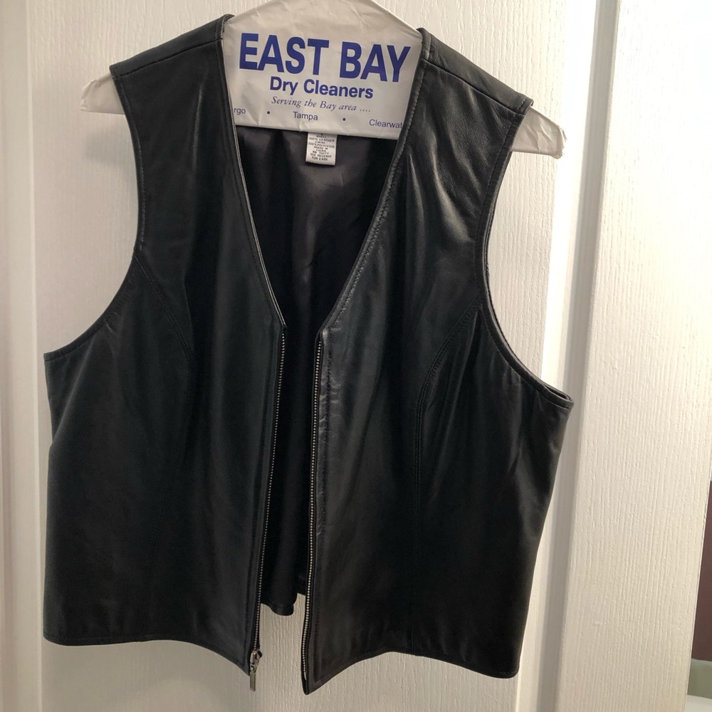 Women’s Leather Vest-Lambskin